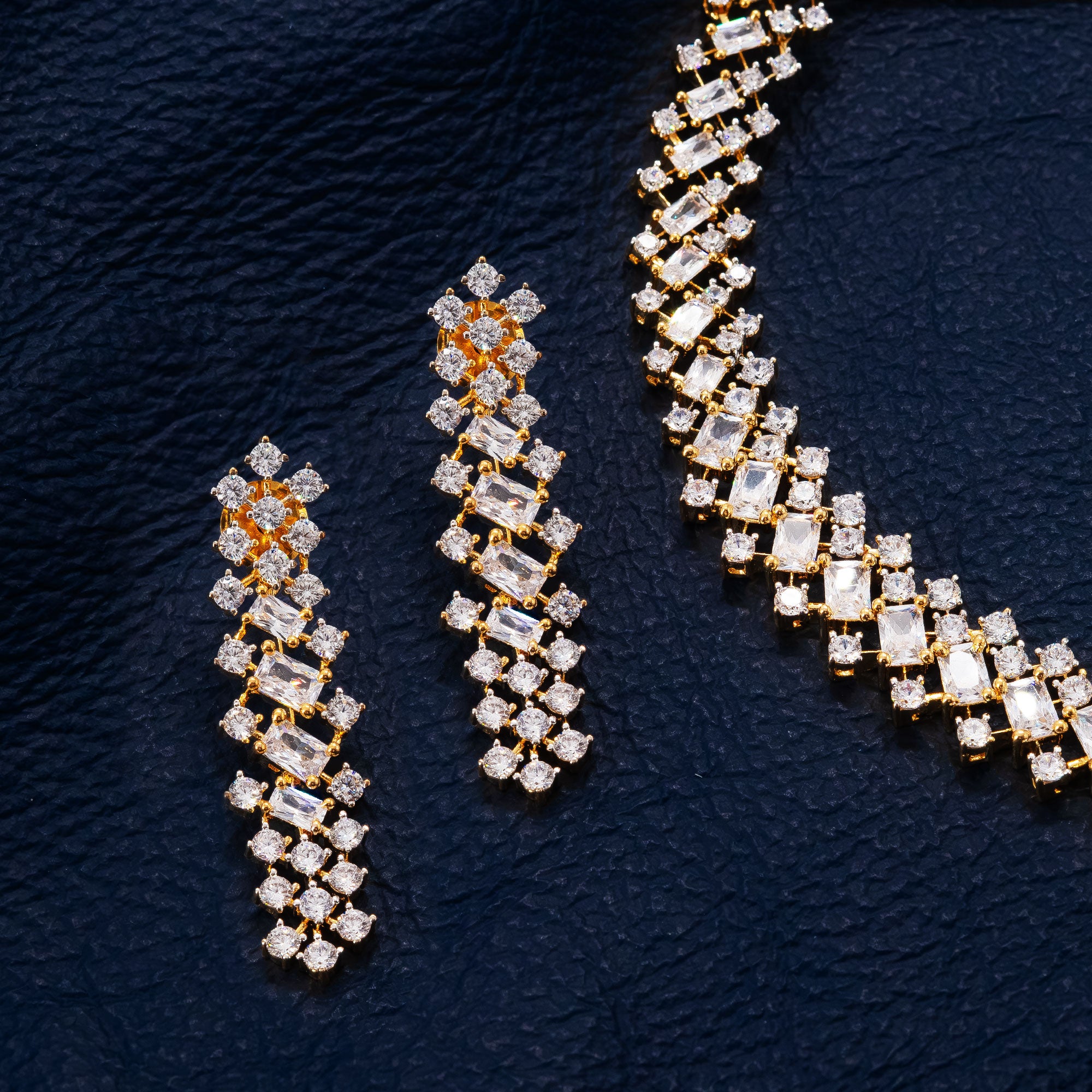 Trendy Interlink Necklace Set