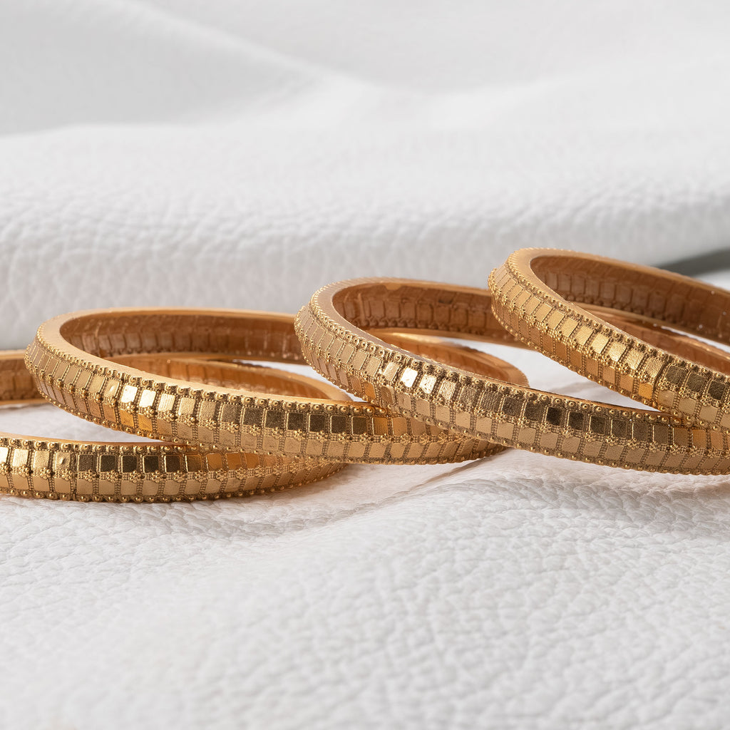Trendy Regular Bangles (Set of 4)