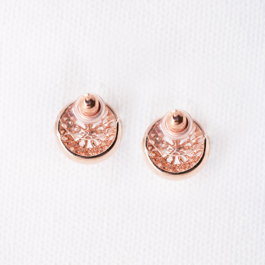Modern Multistoned Round Tops