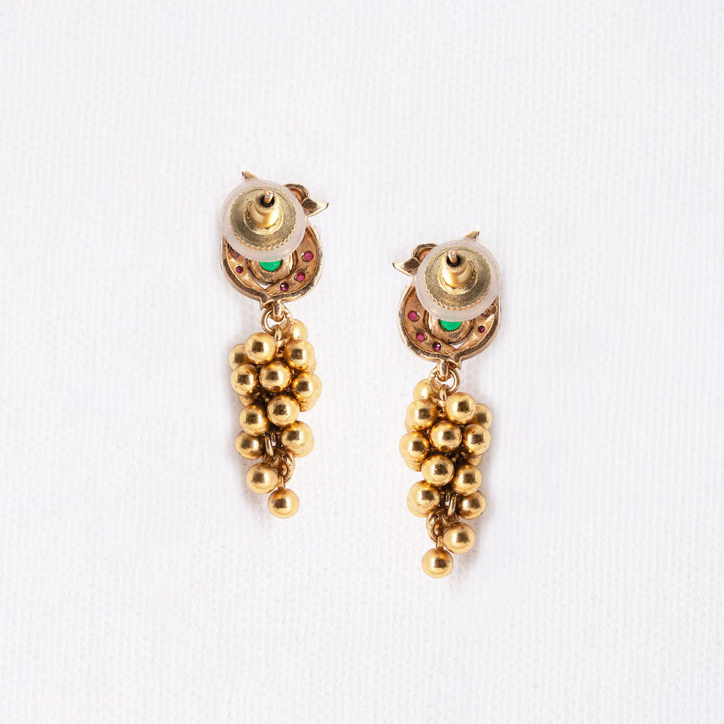 Trendy Swan with Bunch Tops