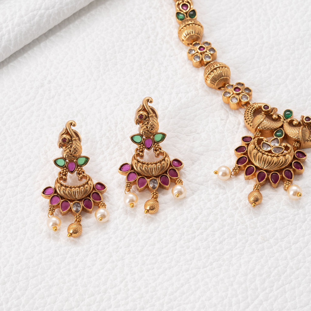 Traditional Lotus Swan Necklace Set