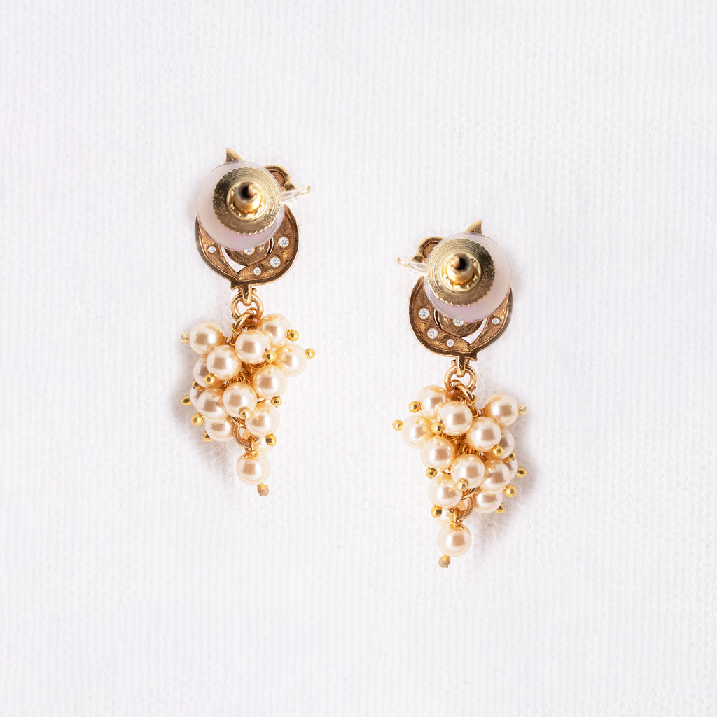 Trendy Swan with Bunch Tops