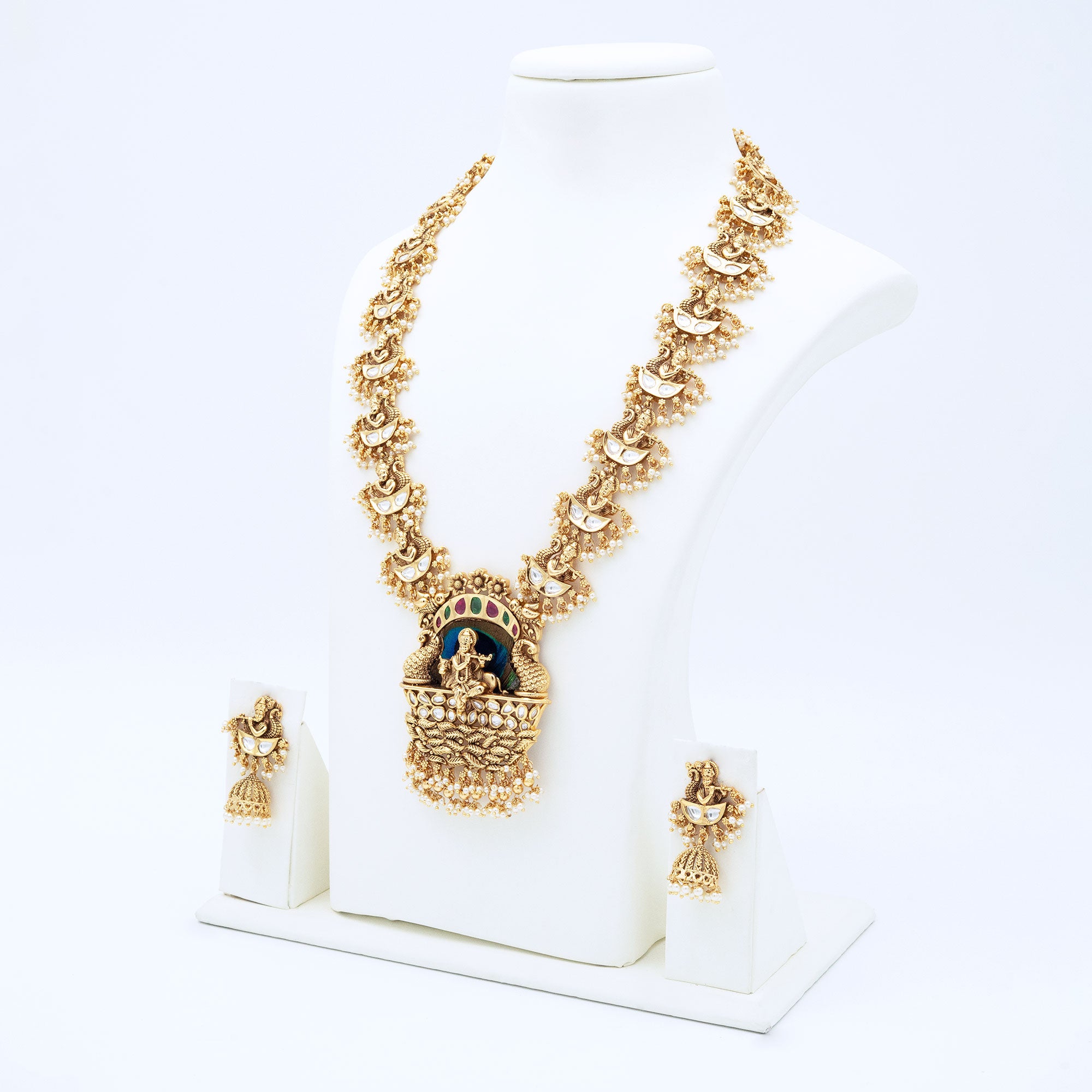 Trendy Krishna Pendant Necklace Set
