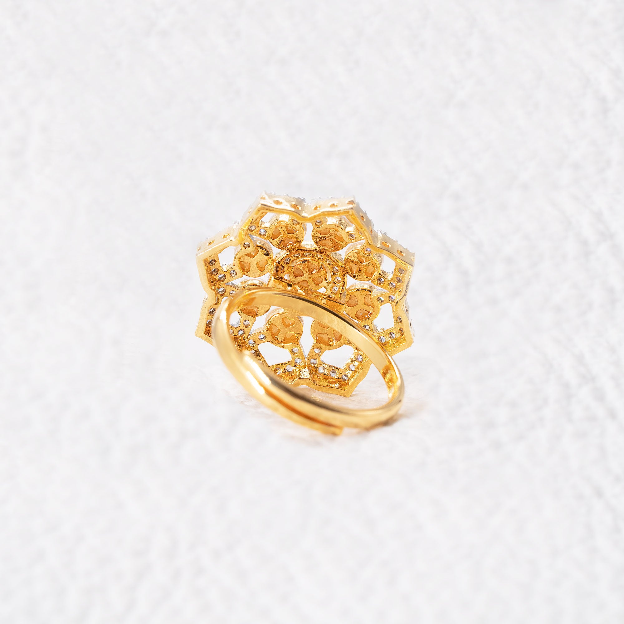 Trendy Hollow Floral Ring
