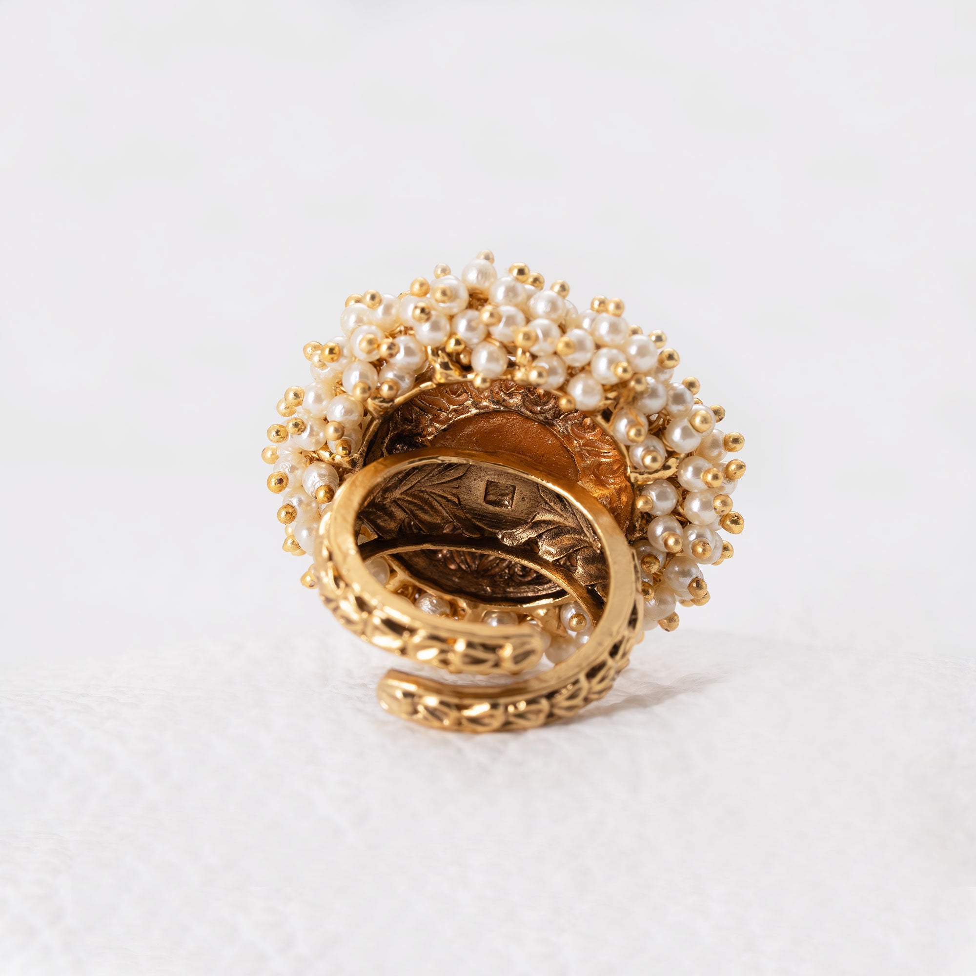 Trendy Pearly Circle RIng