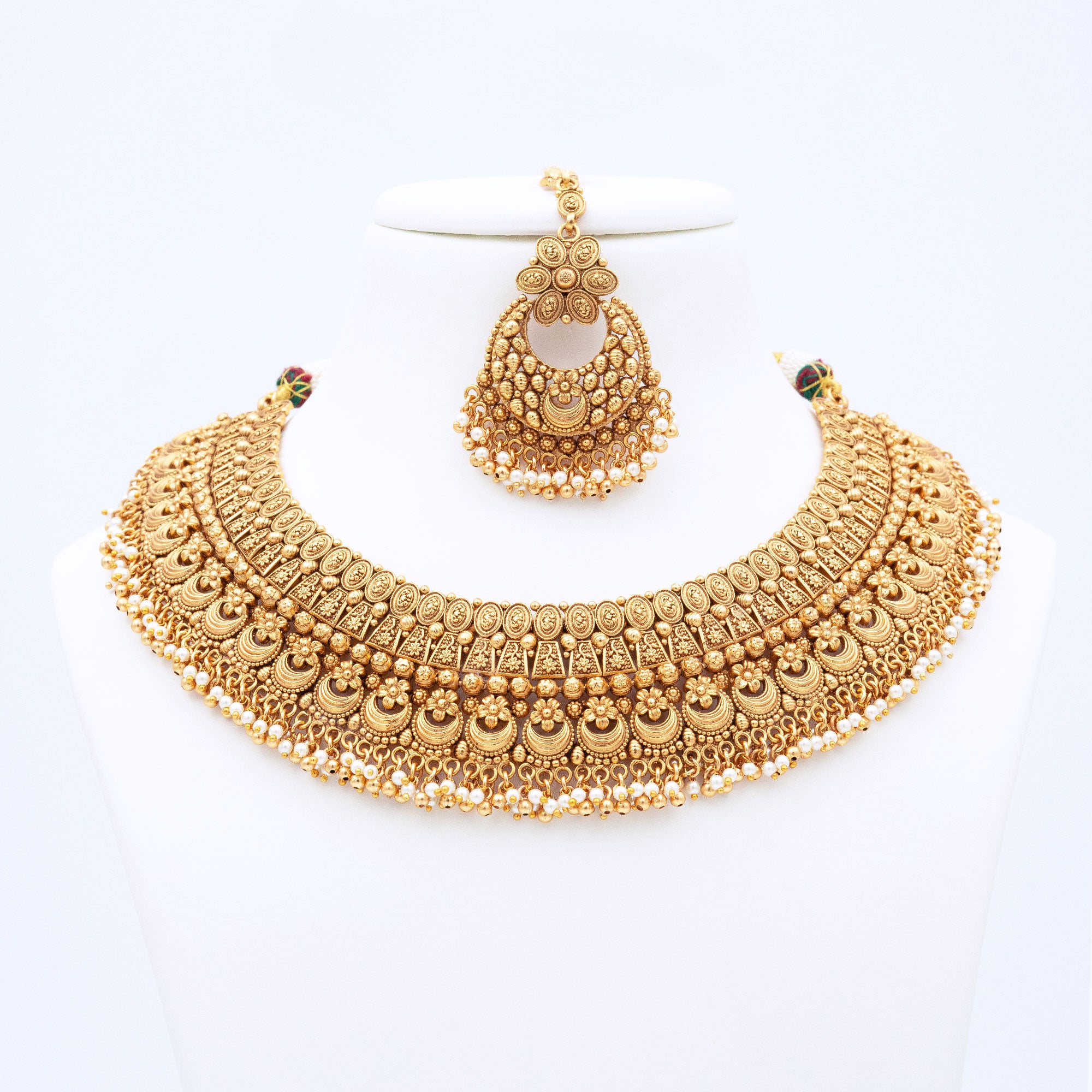 Trendy Crescent Necklace Set