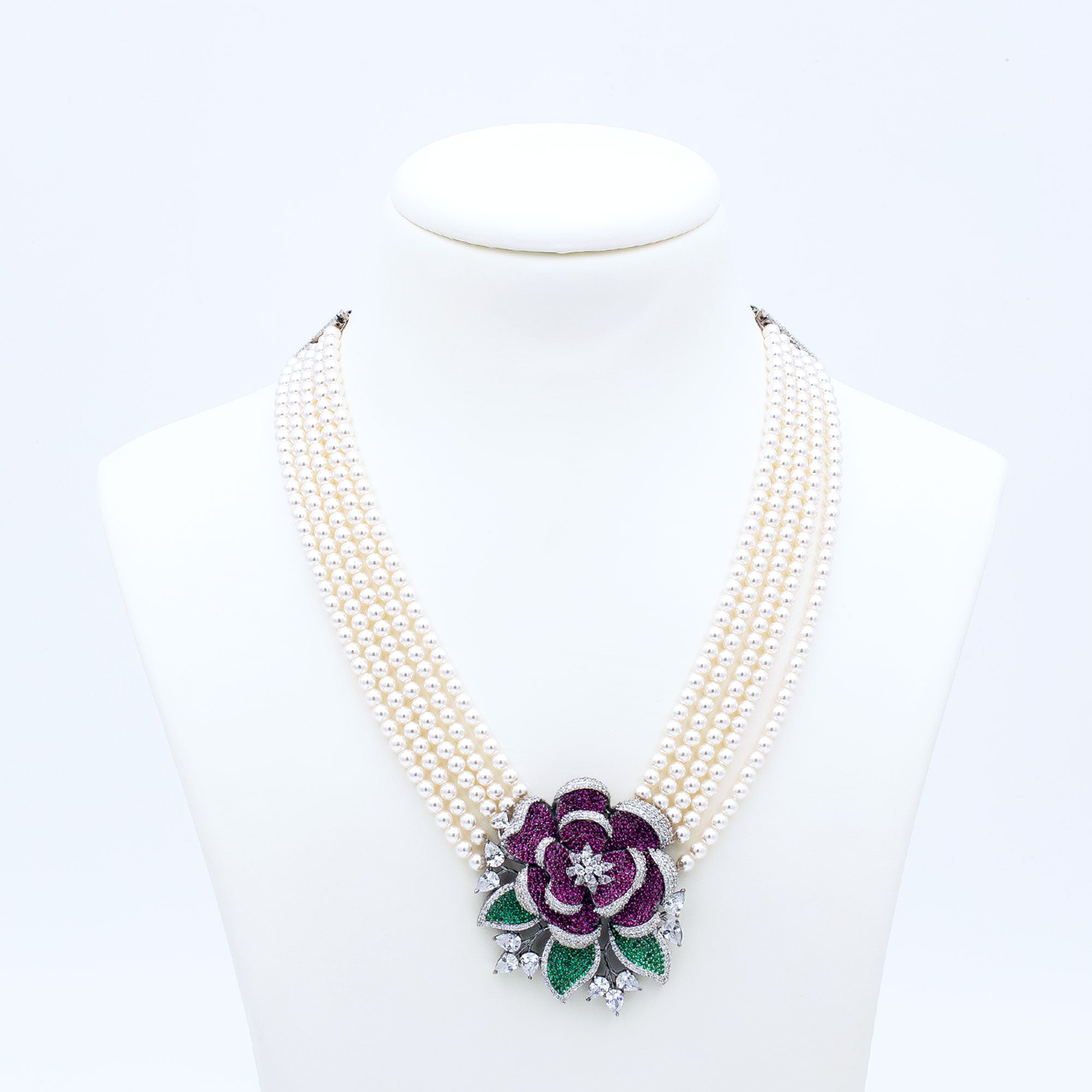 Modern Rose Necklace Set