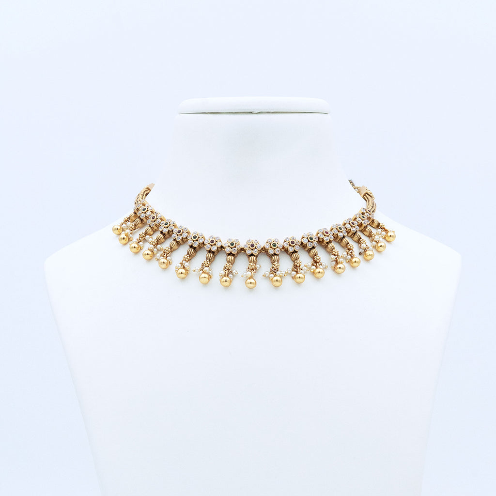 Trendy Linked Floral Necklace Set