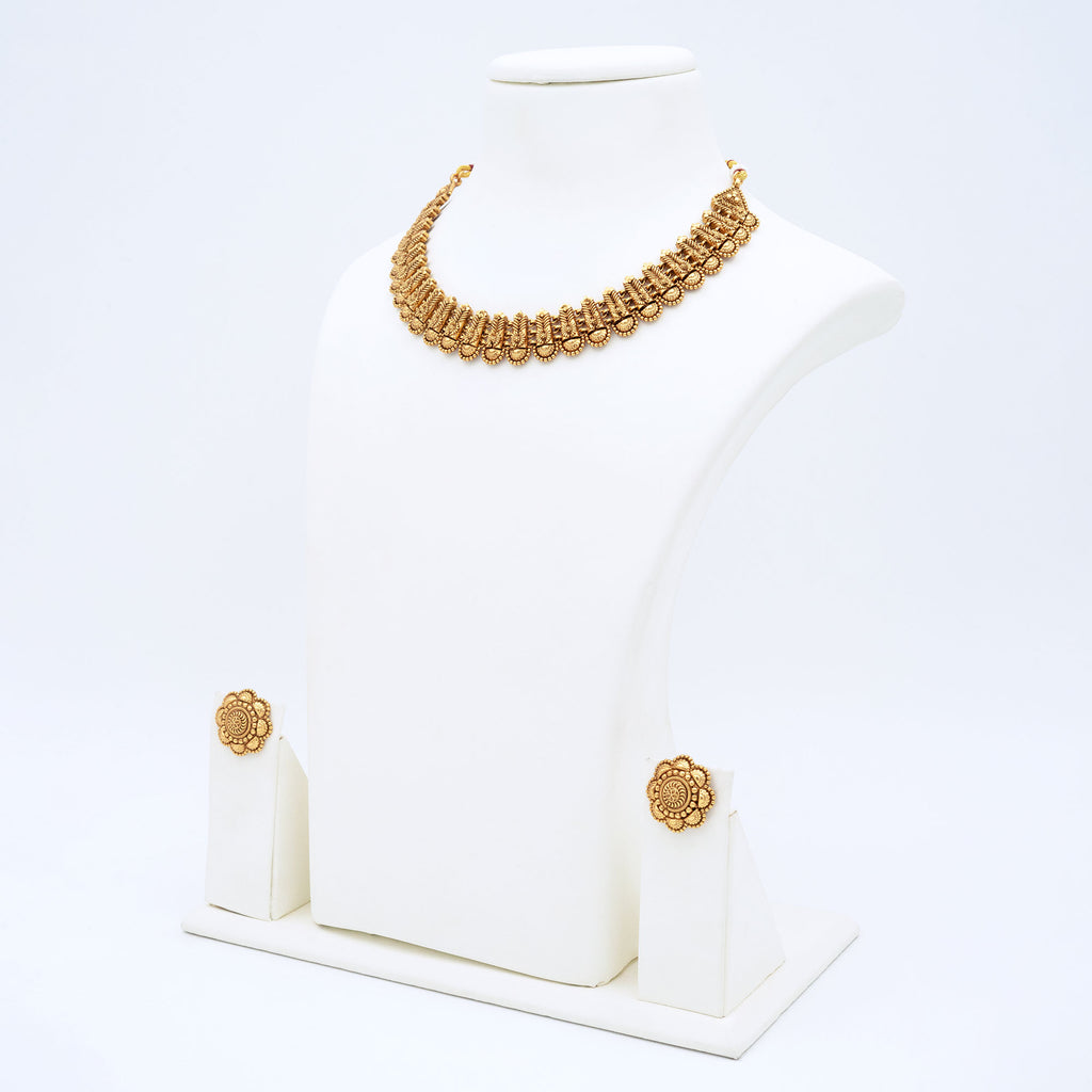 Traditional Leaf Necklace Set