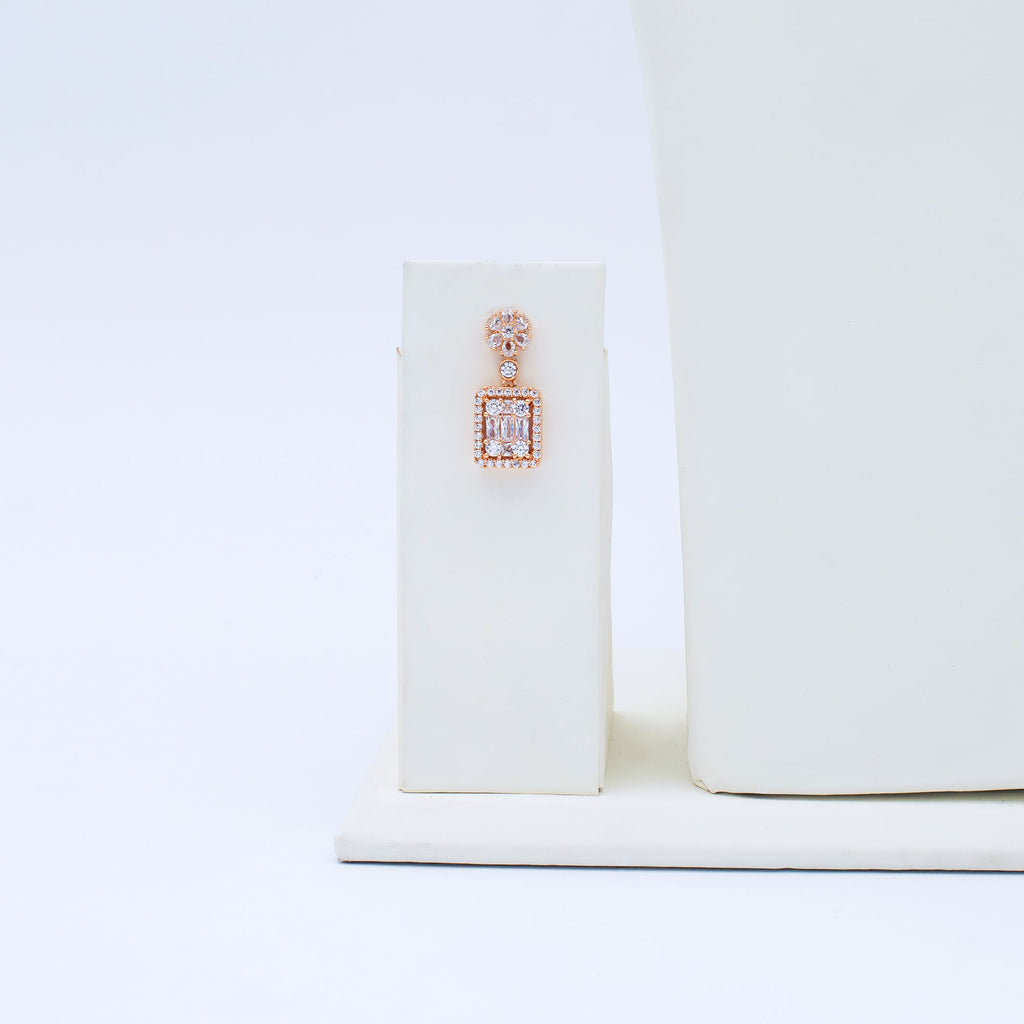 Modern Floral Box Necklace Set
