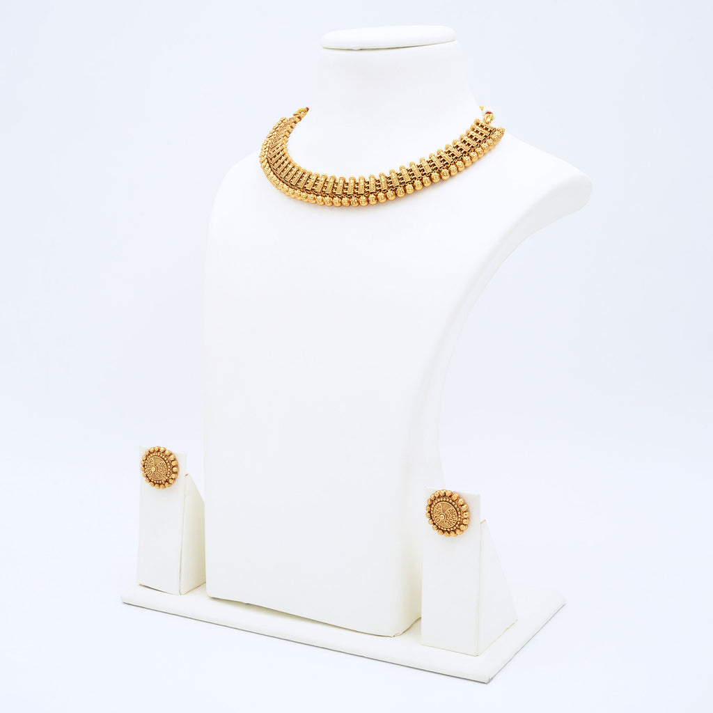 Traditional Tiny Floral Necklace Set