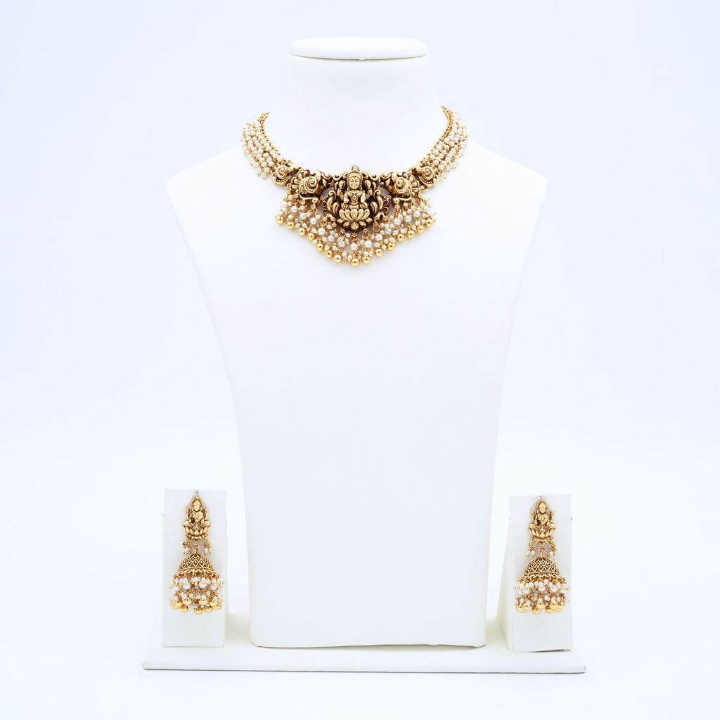 Trendy Necklace Set with Pearls and Lakshmi Pendant