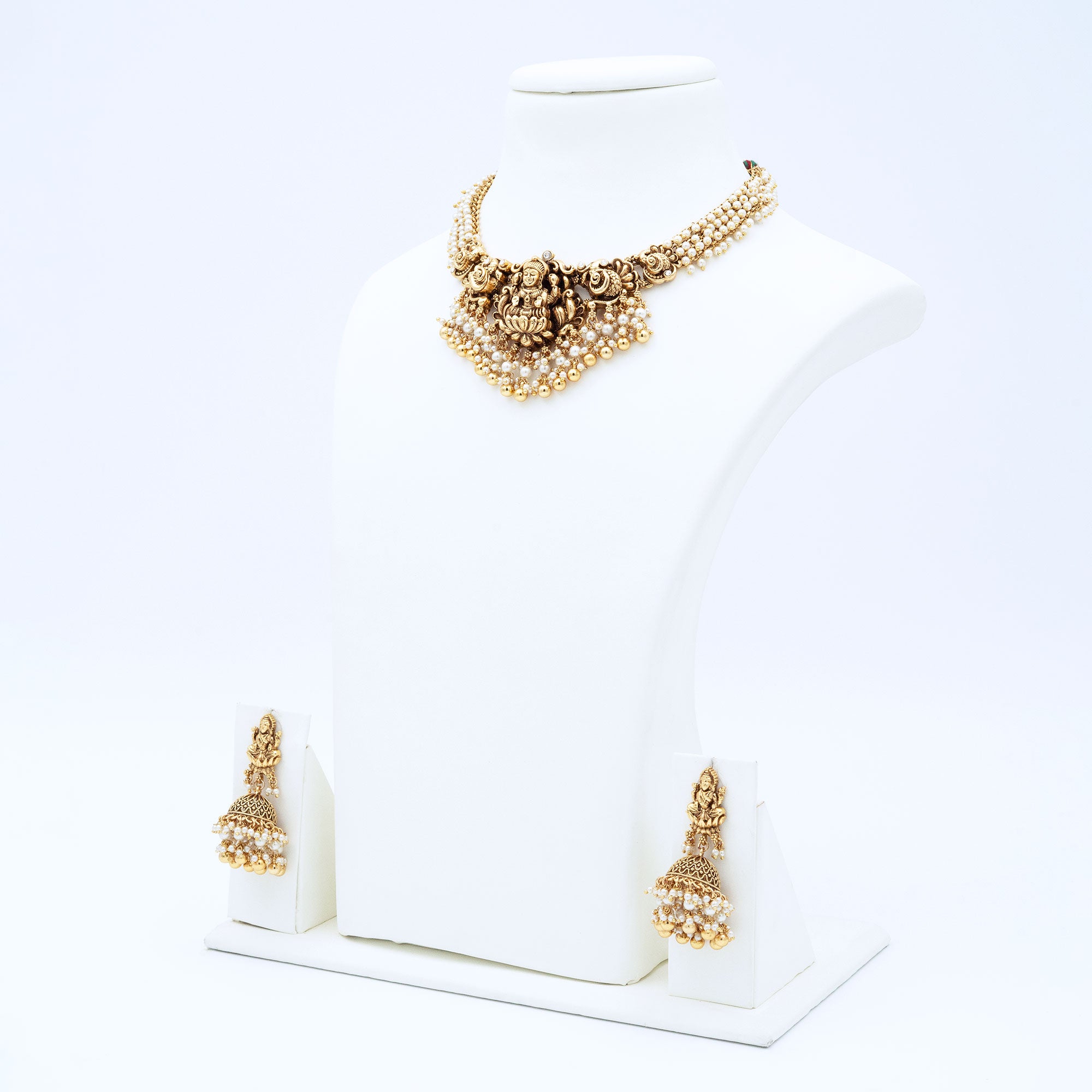 Trendy Necklace Set with Pearls and Lakshmi Pendant