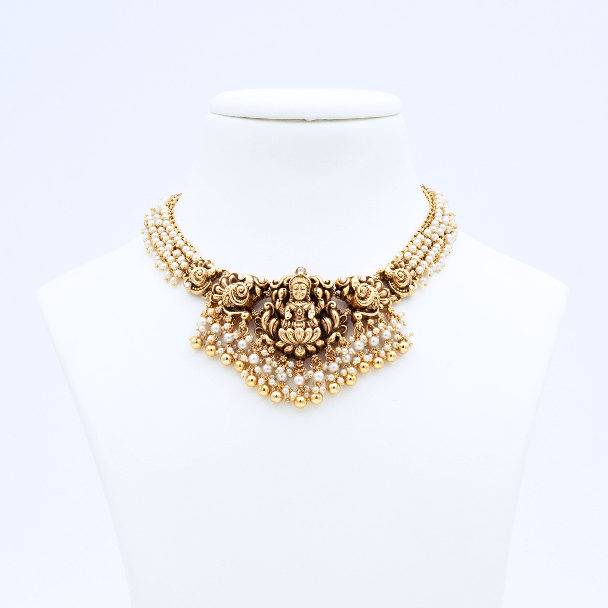 Trendy Necklace Set with Pearls and Lakshmi Pendant