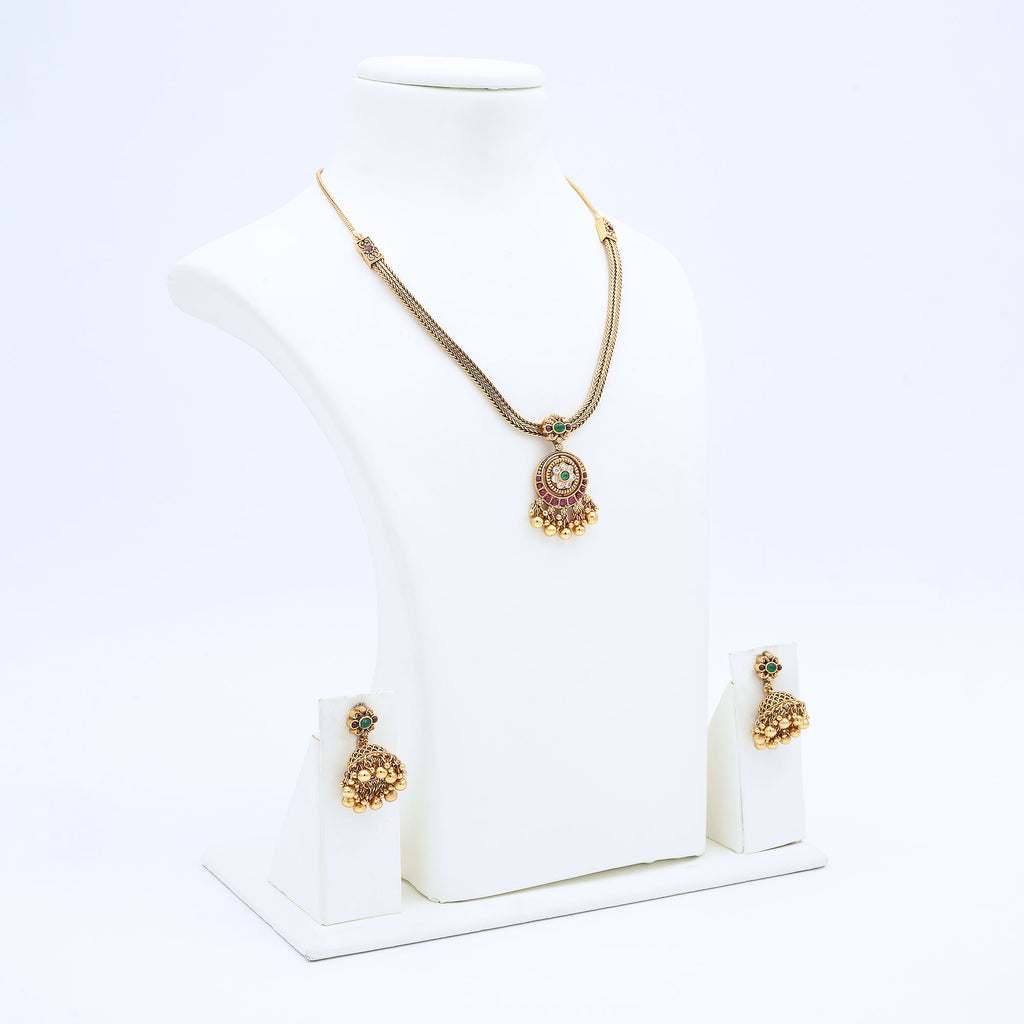 Trendy Necklace Set with Crescent Pendant
