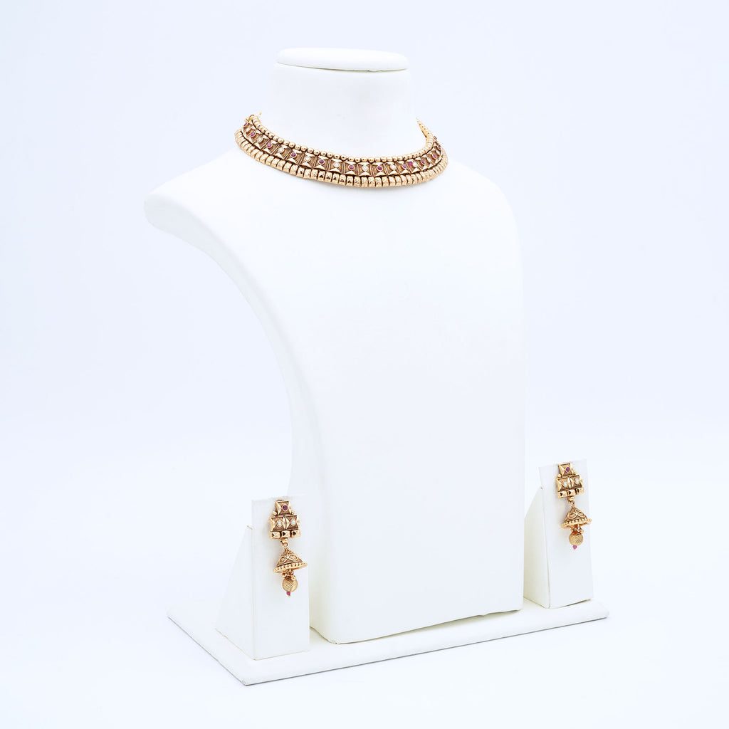 Trendy Necklace Set with Geometric Link Design