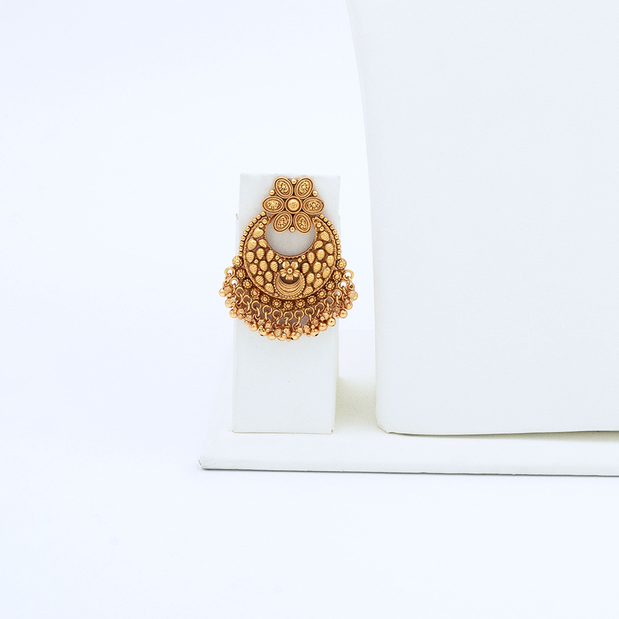 Trendy Crescent Necklace Set