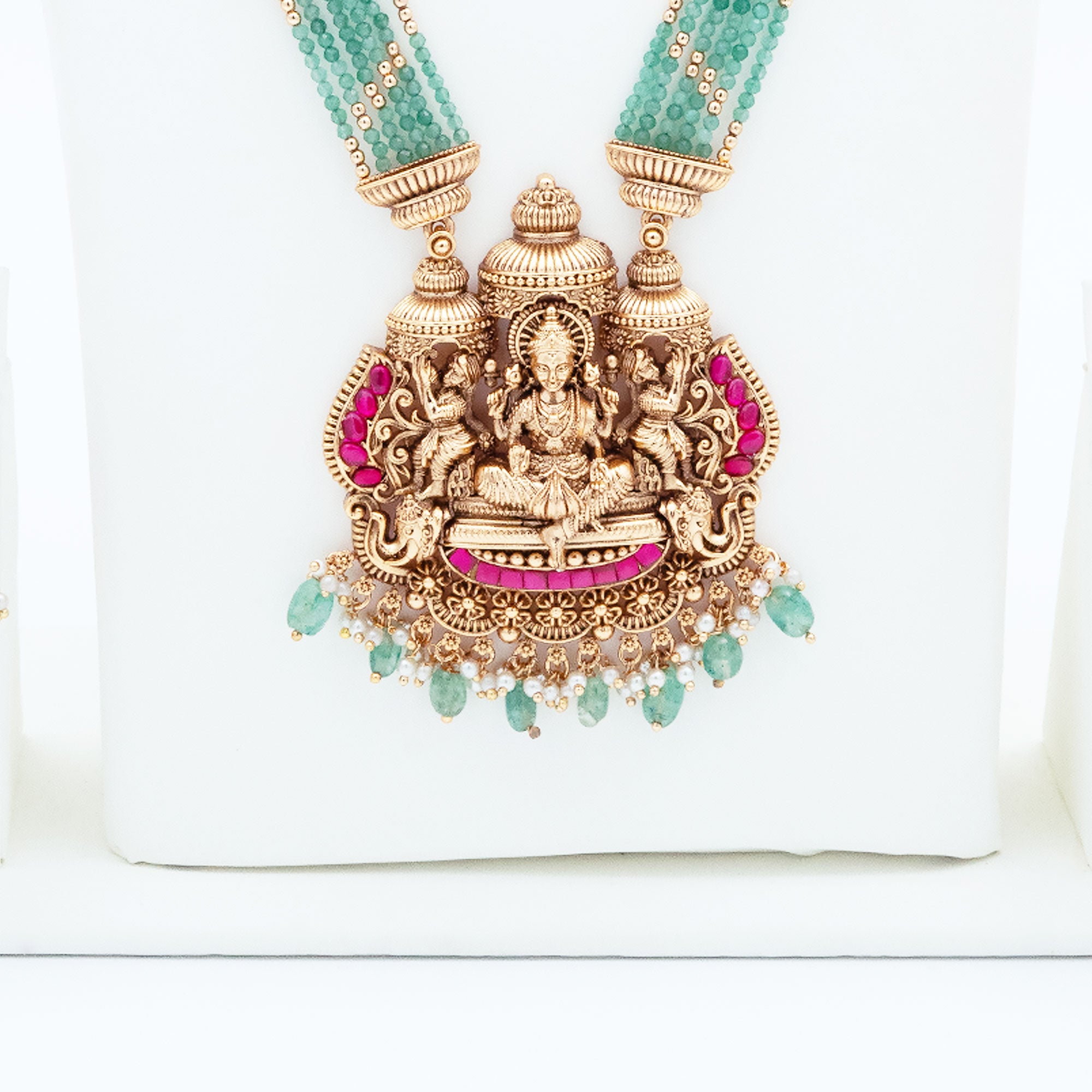 Trendy Lakshmi Haram Necklace Set