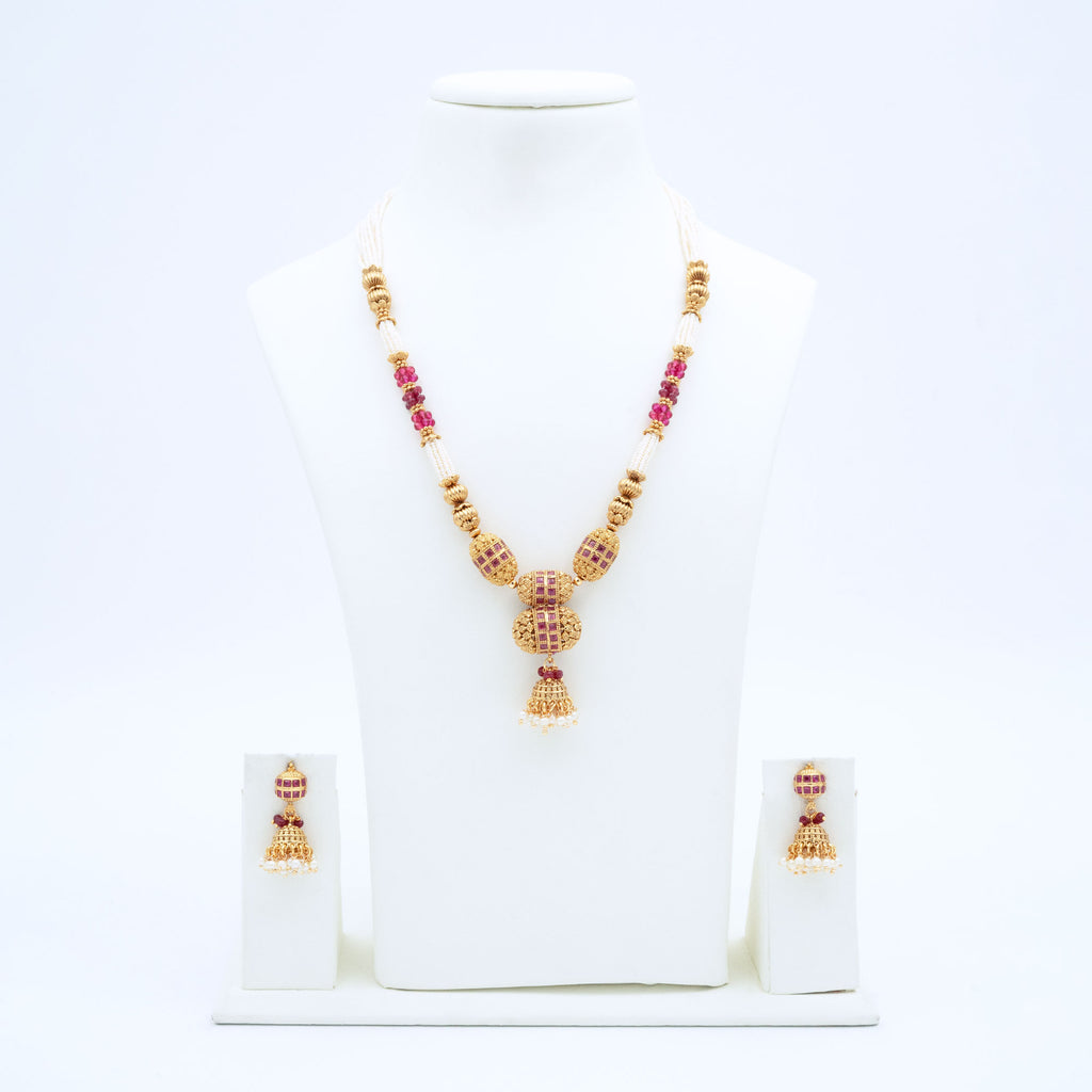 Trendy Capsule Necklace Set