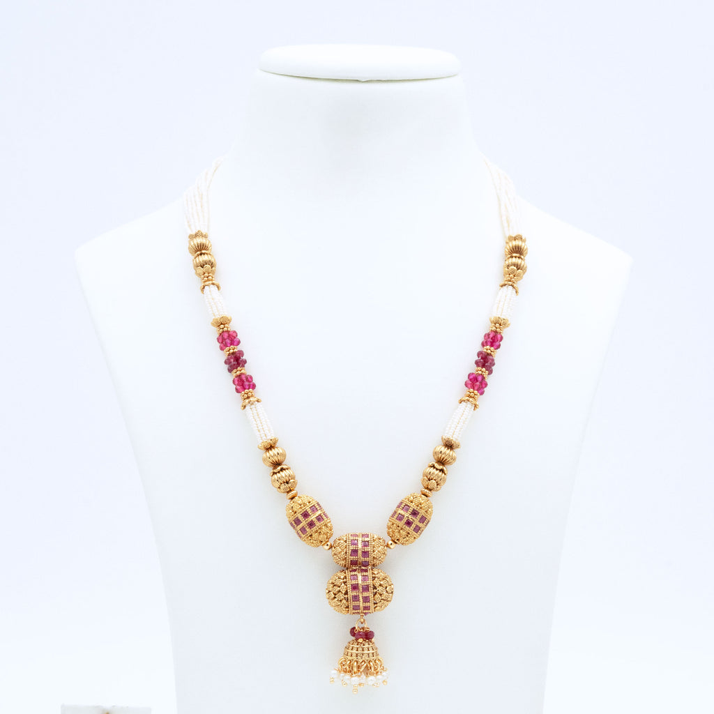 Trendy Capsule Necklace Set