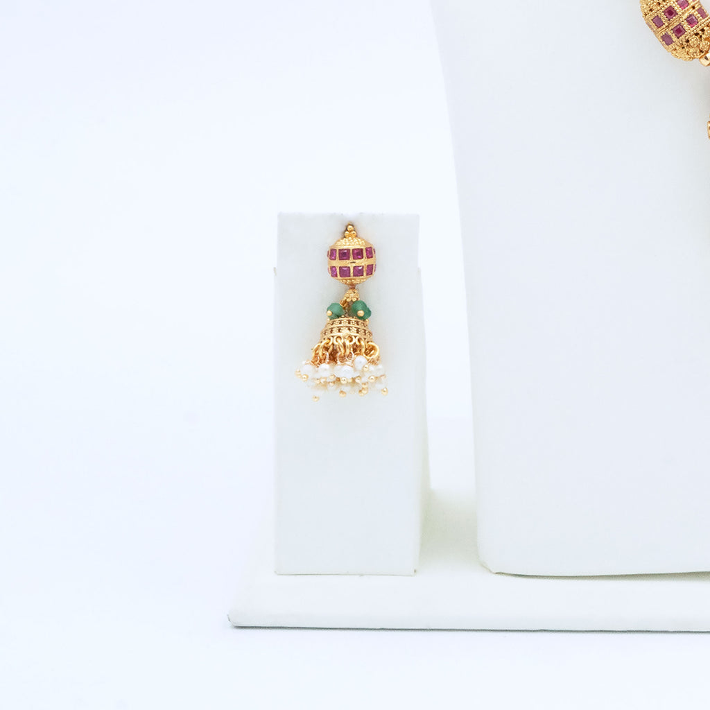 Trendy Capsule Necklace Set