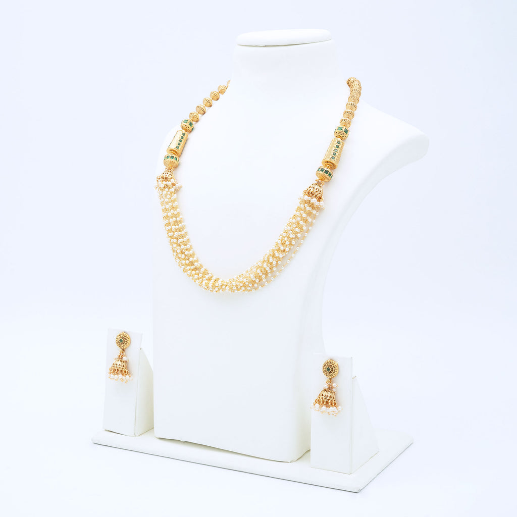 Trendy Layered Pearl Necklace Set