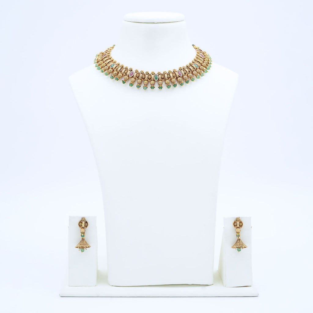 Trendy Eye Shaped Necklace Set