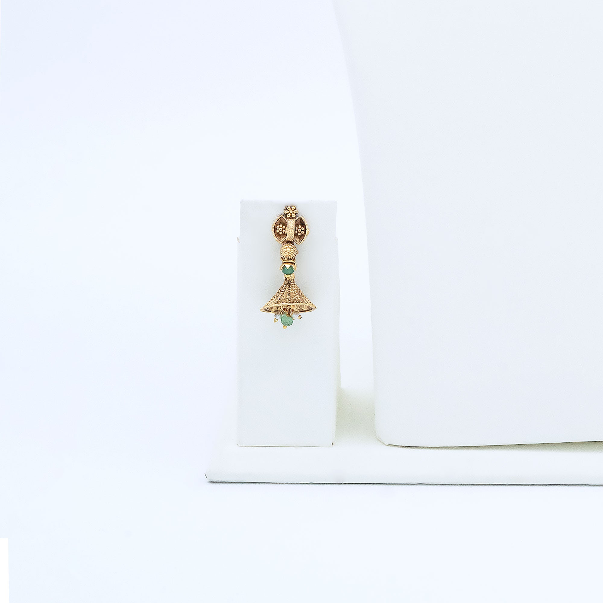 Trendy Eye Shaped Necklace Set