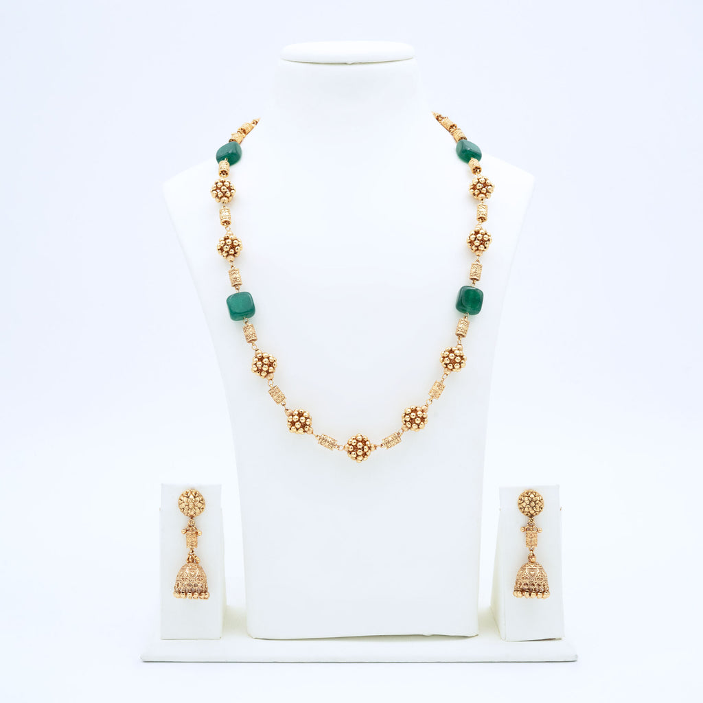 Trendy Floral Bunch Necklace Set