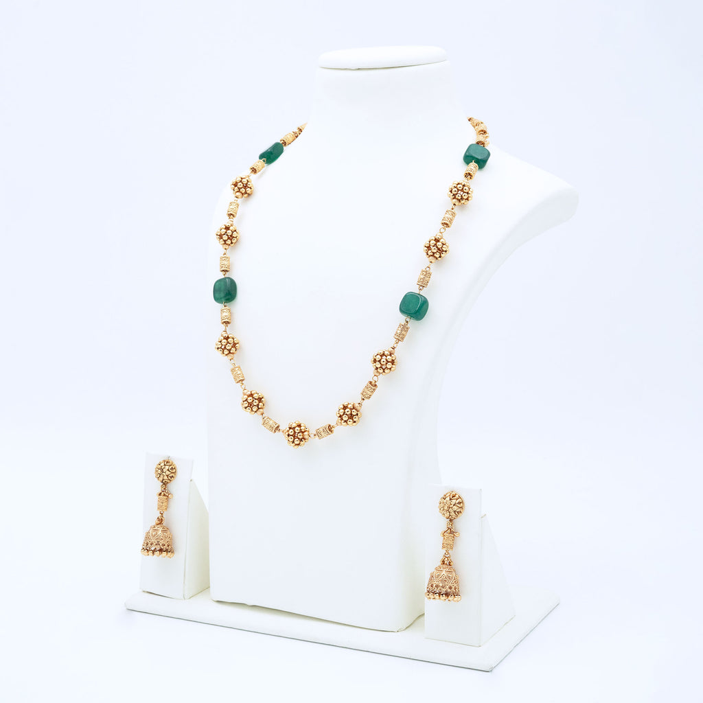 Trendy Floral Bunch Necklace Set