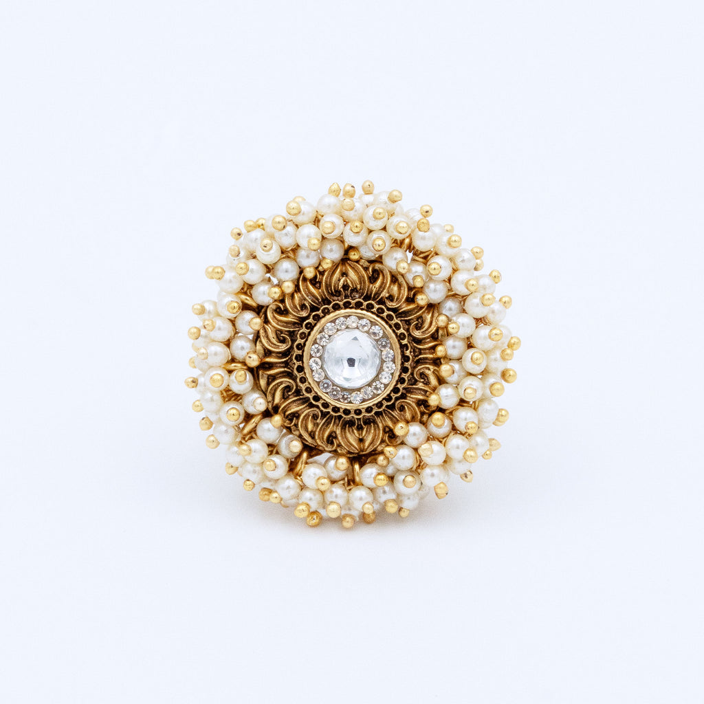 Trendy Pearly Circle RIng